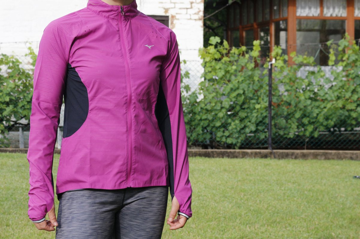 Mizuno Aero Jacket Forrás: Mozgásvilág