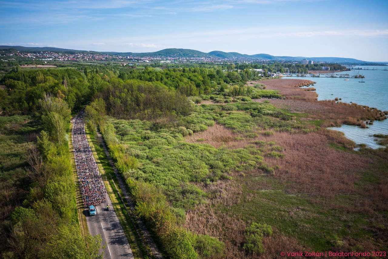 Országúti kerékpárosok szevasztok: BalatonFondó 2024-4